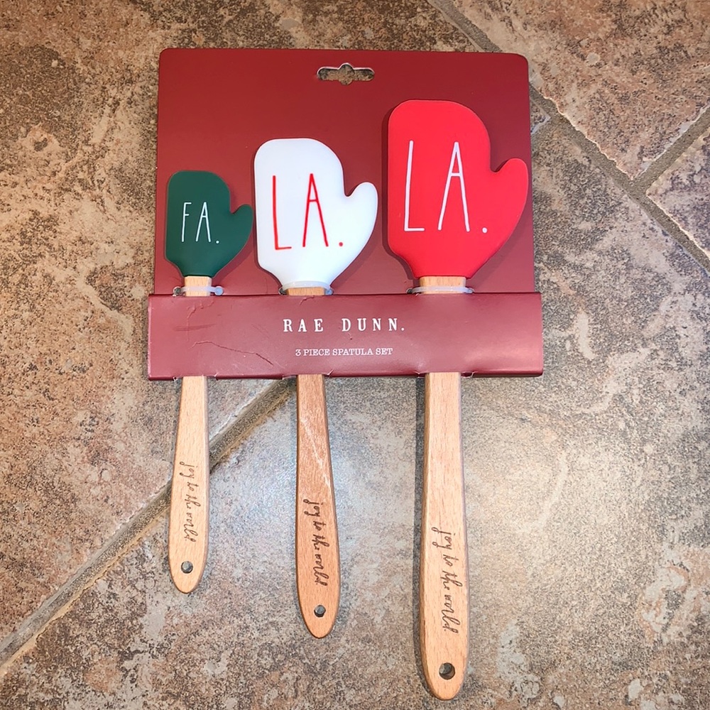 Rae Dunn “Fa La La” 3 pc Spatula Set